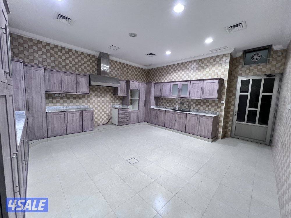 دورين دوبلكس ( الأرضي مع الاول ) جابر الاحمد ♦️♦️ دور ارضي جابر الاحمد ✅4