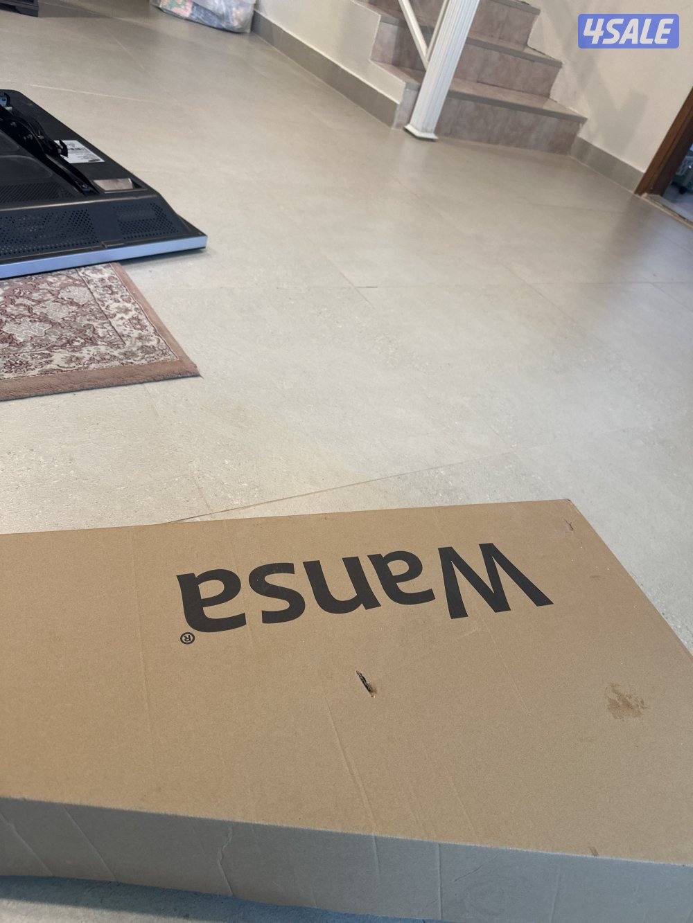 جيتار ونسا  مع اغراض والكرتون جديد رقم التواصل0