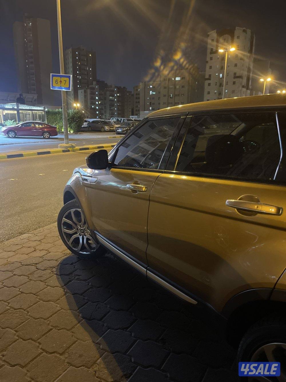 رنج روفر ايفوك قابل للمساوة بالمعقول السيارة جداً نضيفة7