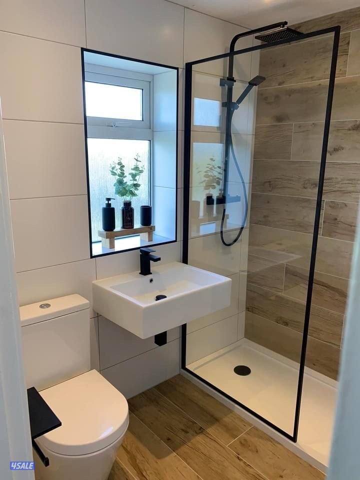 فني سباك  ادوت صحية باكستاني3