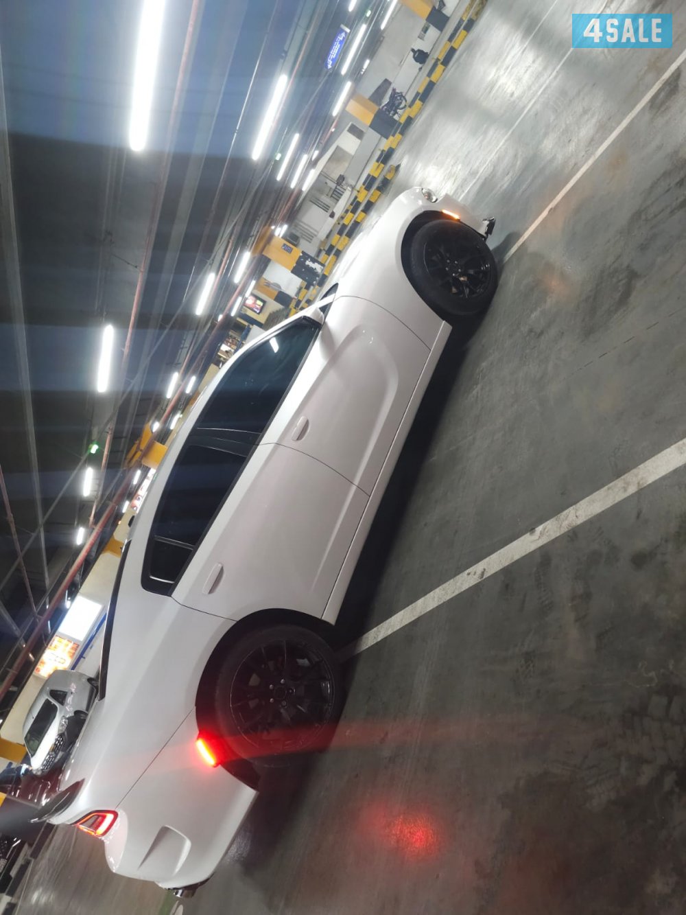 للبيع دوج شارجر 6 سلندر1