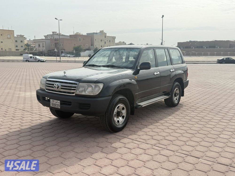 لاندكروزر الساير1