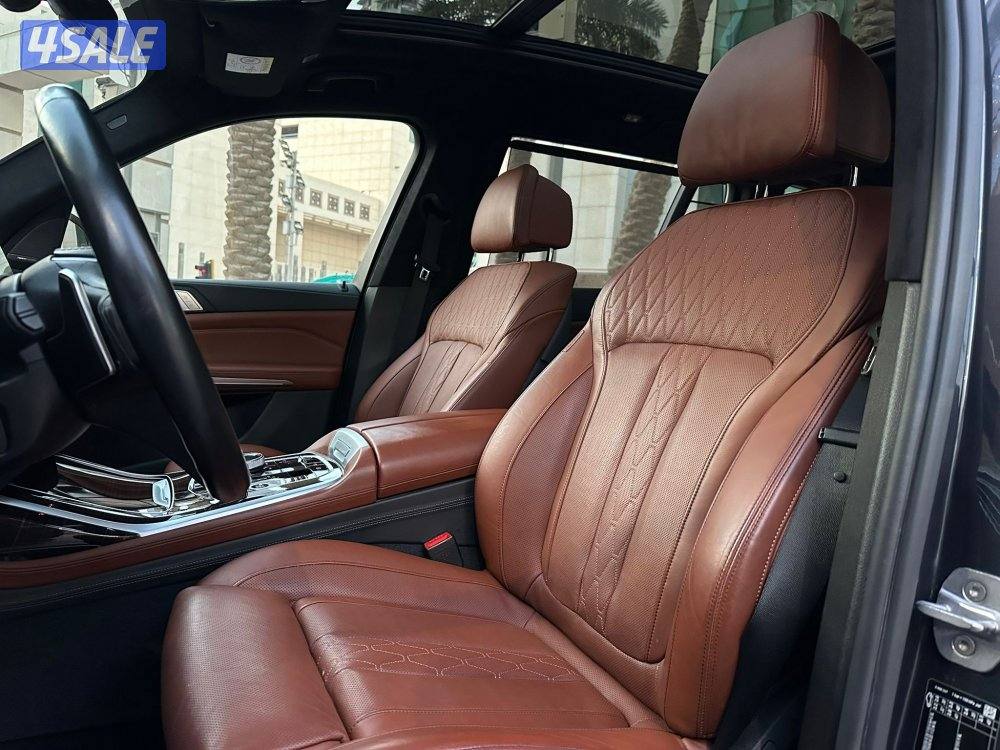 بي ام دبليوX7 INDIVIDUAL موديل2019 عداد74الف وارد الغانم سيرفس منتظم5