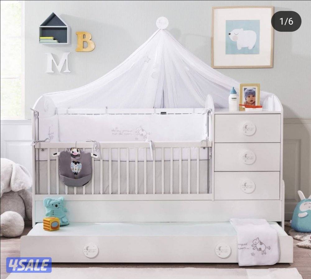 Baby Bed with two comodinas1