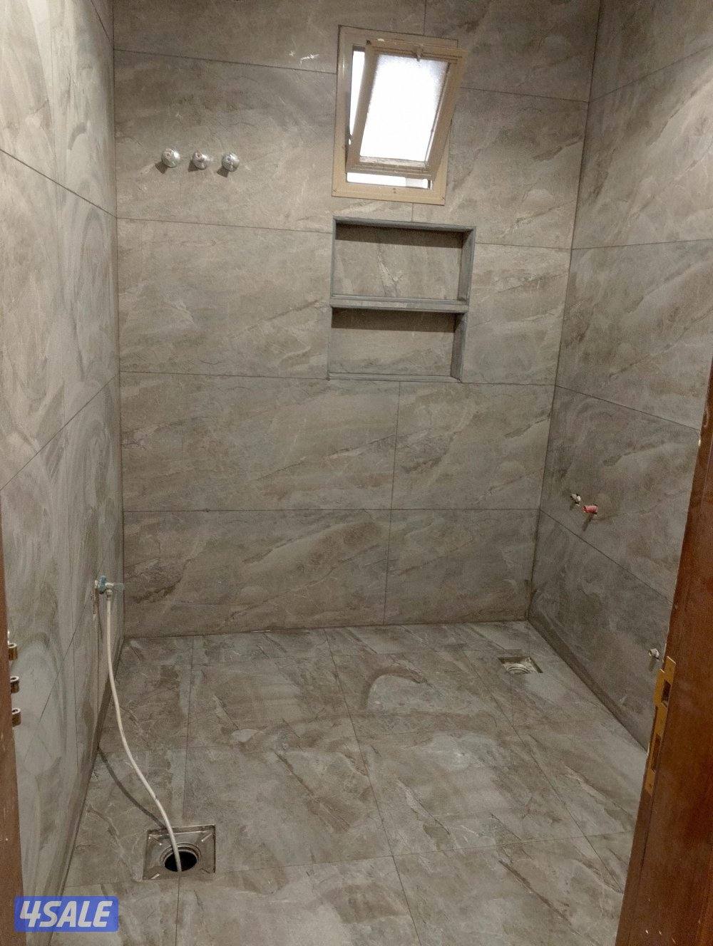 ابو اسماعيل فني تركيب السيراميك الجرانيت والرخام والتكسير والمساح8