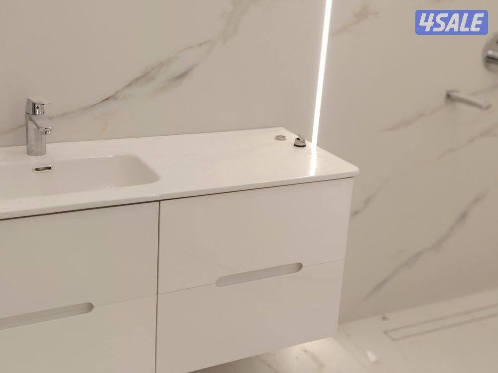 مقاولات صحيه وكهربائيه تكسير وتمديد حمامات وتركيب مضخات ماء وتمديد وعم9