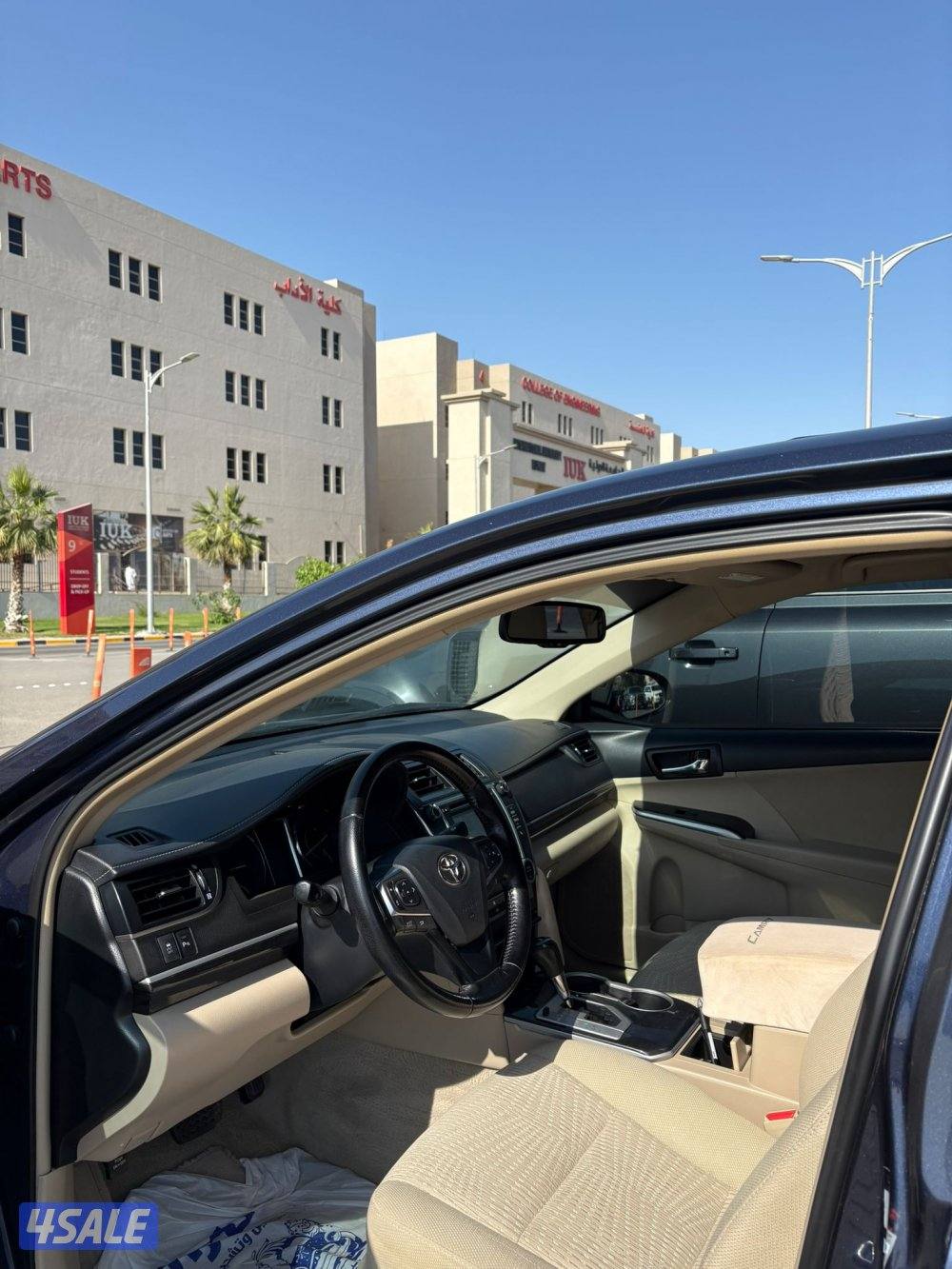 كامري  صبغ الوكاله بالكامل ماعدا الكبوت وسيرفس الوكاله بالكامل وشرط ال1