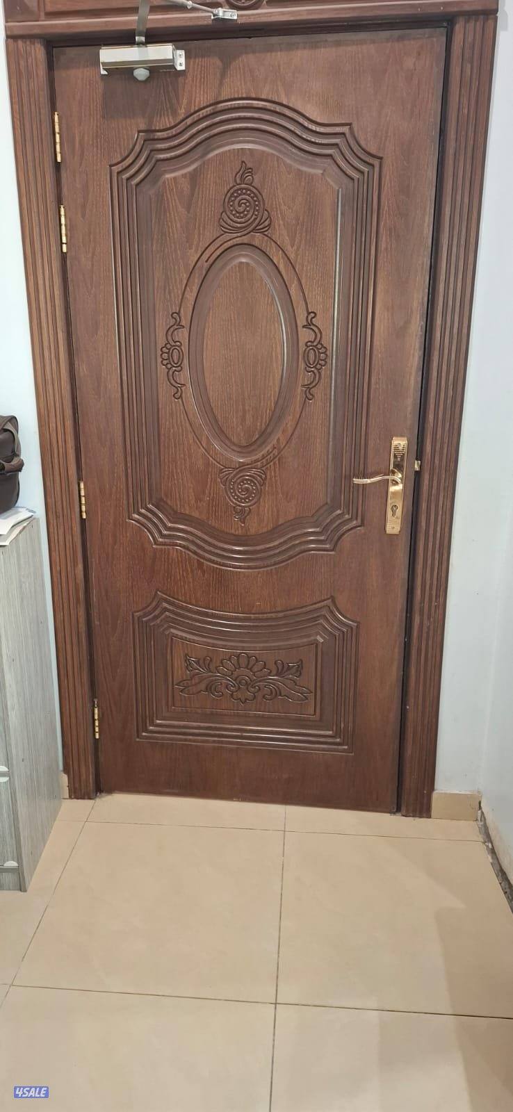 نجاراصباغ خشب باكستاني باب جديد كبتات صبغ ابواب صبغ حديد صبغ ريسي باب3