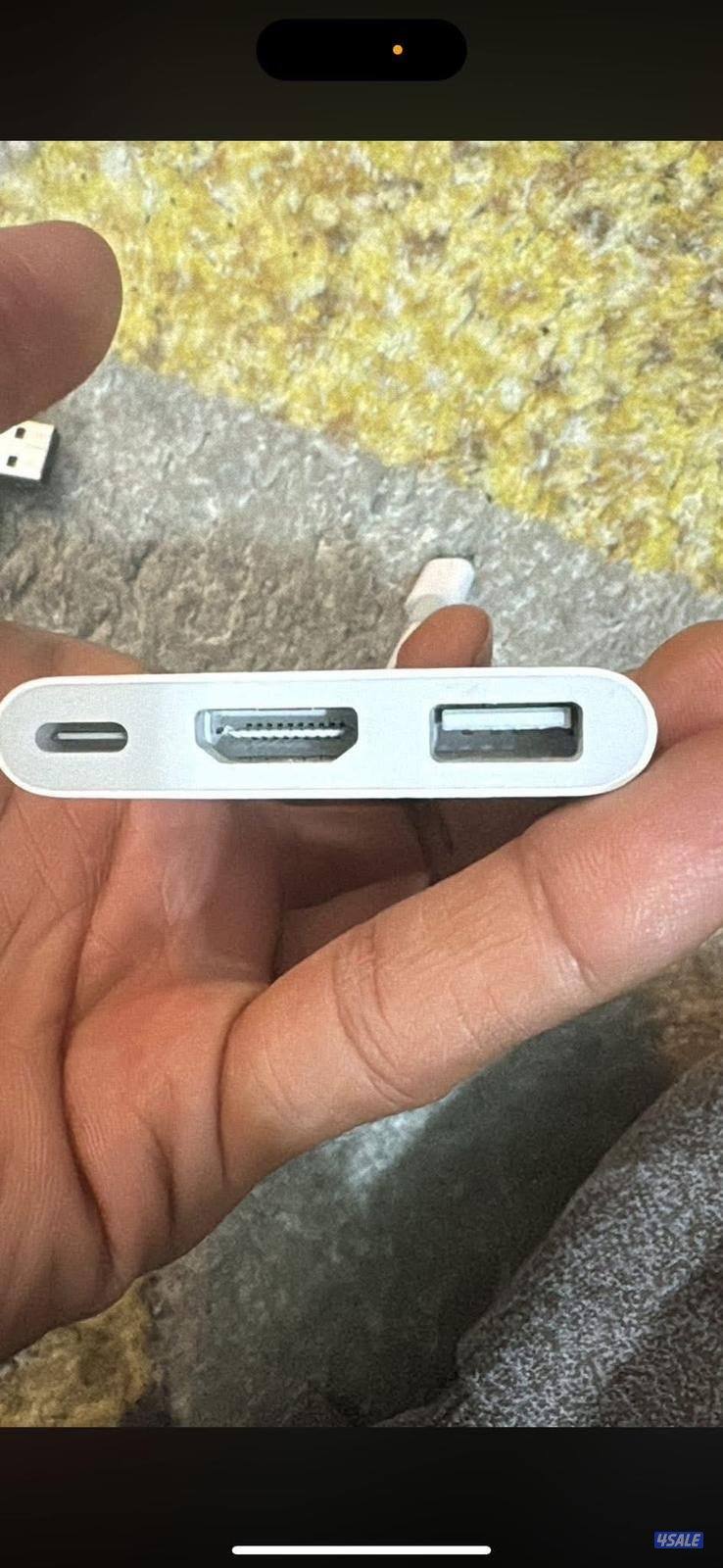 للبيع شاحن ايفون 15/16 بحاله الجديد الاصلي 20 وات والكابل الاصلي1