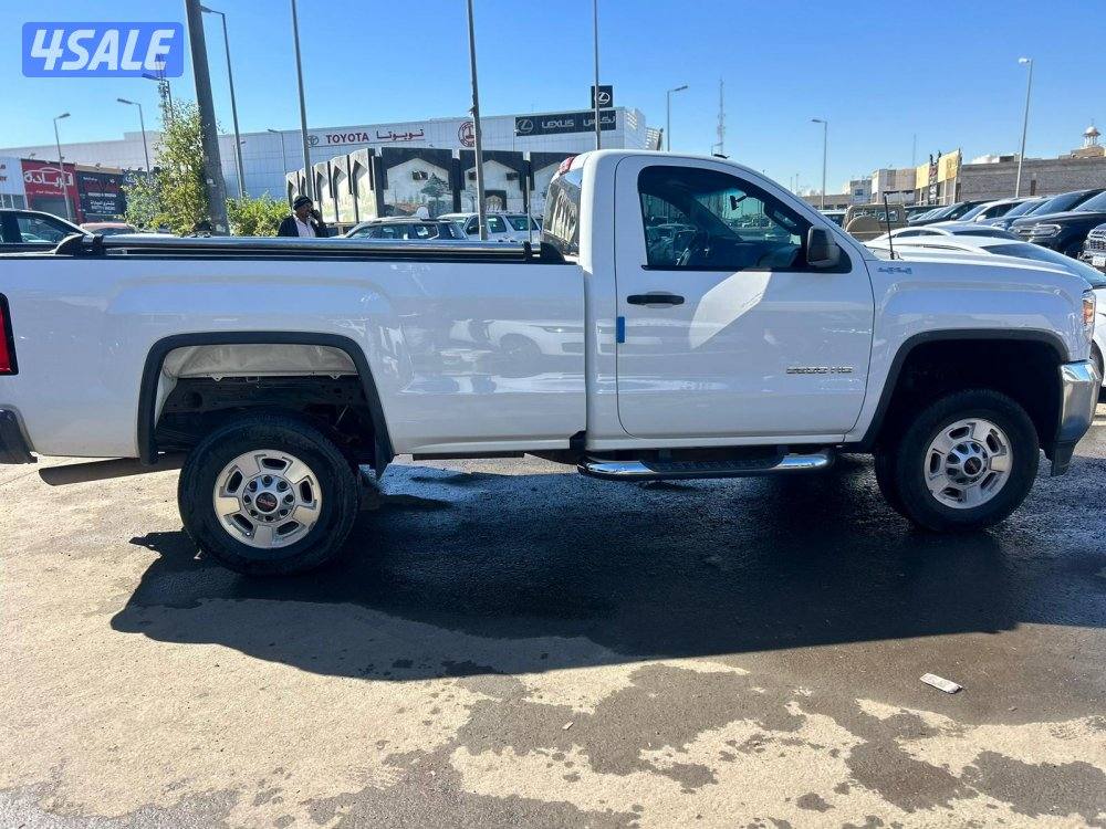 2500 HD سيرا GMC موديل 2016 ماشى 254.000 k.m وارد بهبهانى.2