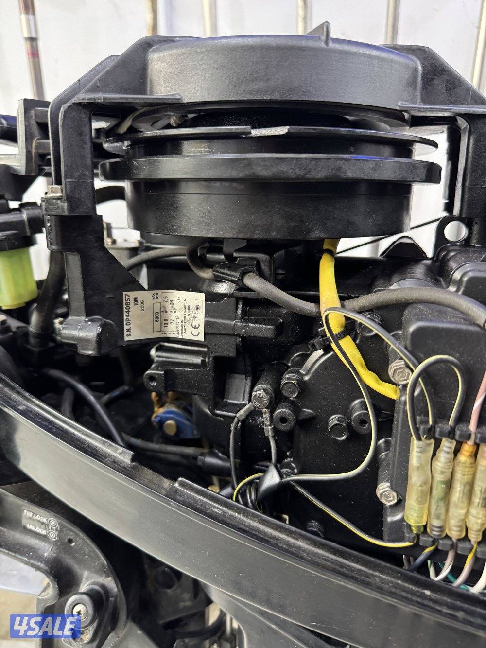 للبيع مكينة ميركوري 10 حصان موديل 20065