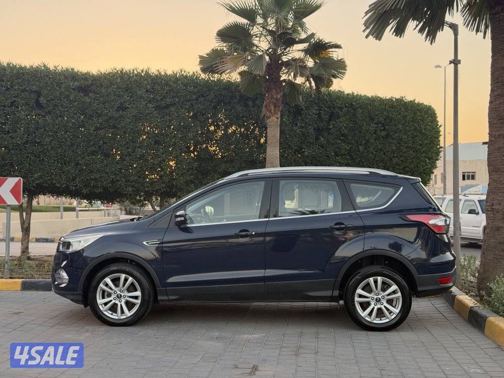 فورد اسكيب موديل 2019 بحالة الوكالة دبه هيدروليك شاشه بصمه كاميره4