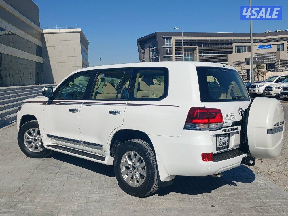 لاند كروزر GXR موديل 2021 صبغ الوكالة7