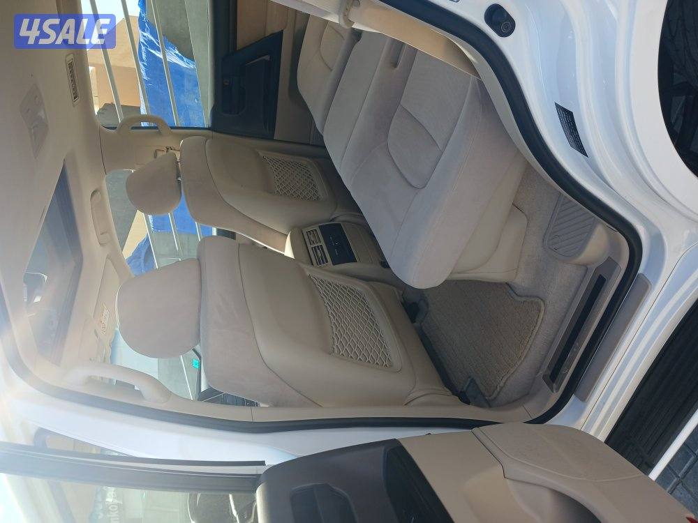 لاند كروزر GXR موديل 2021 صبغ الوكالة11