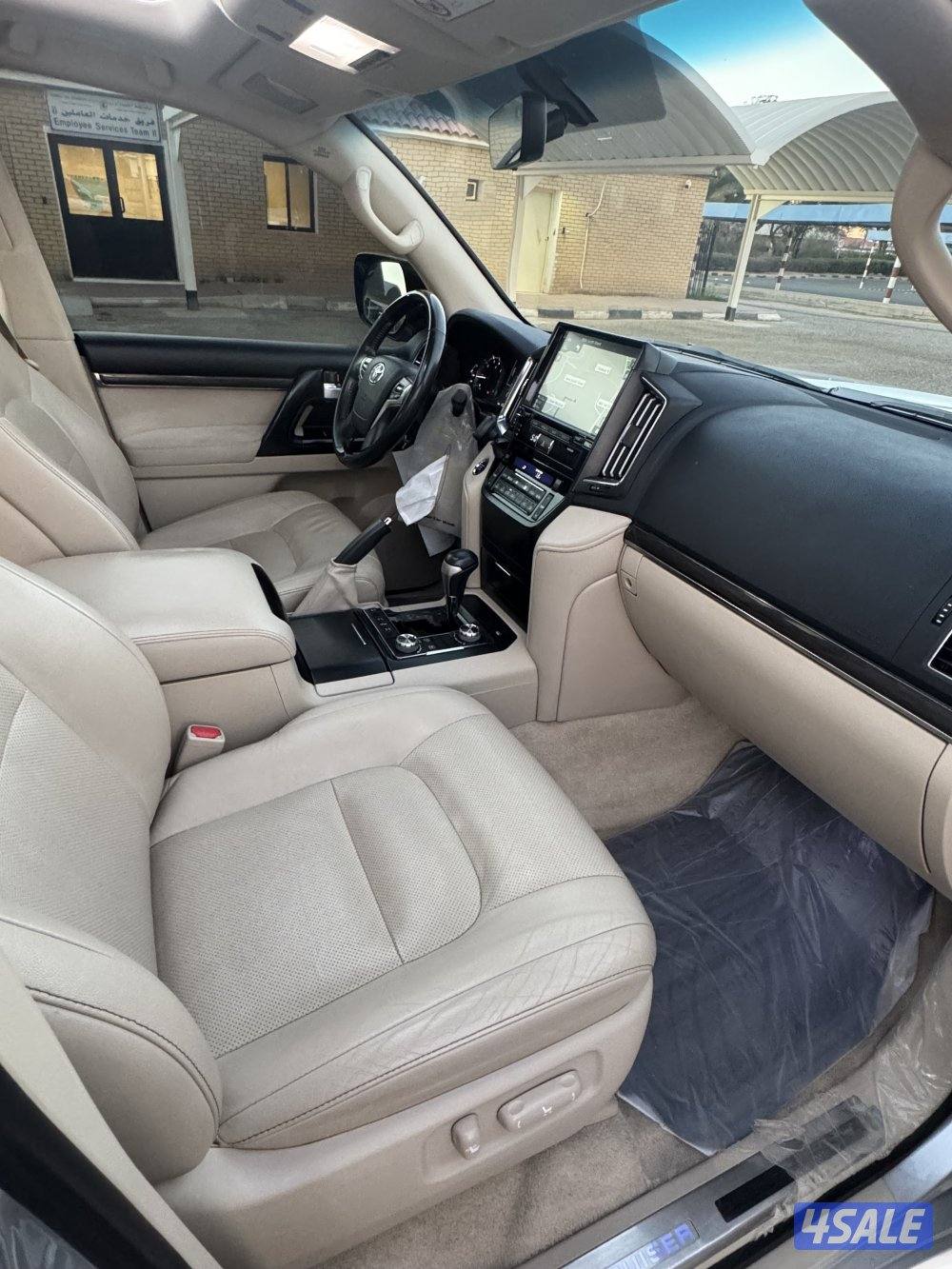 لاند كروزر تورنق GXR11