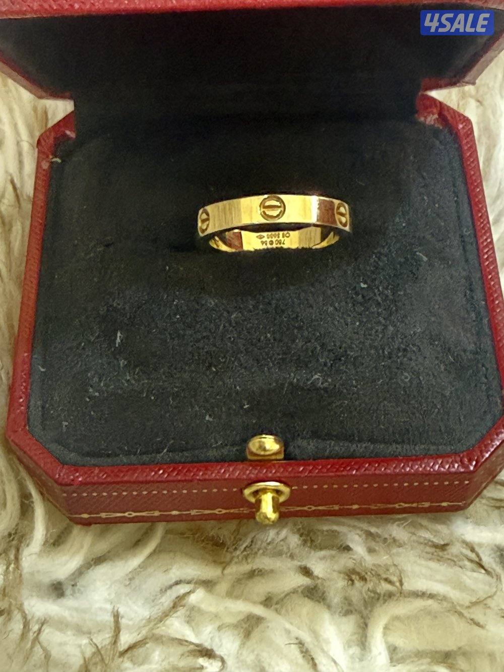 اكسسوارات نسائية متنوعه ماركات مختلفه4