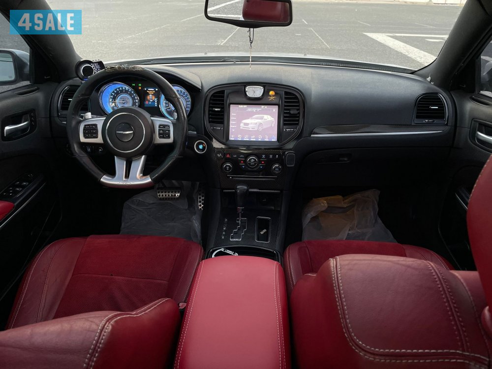 للبيع كرايزلر SRT8  20123