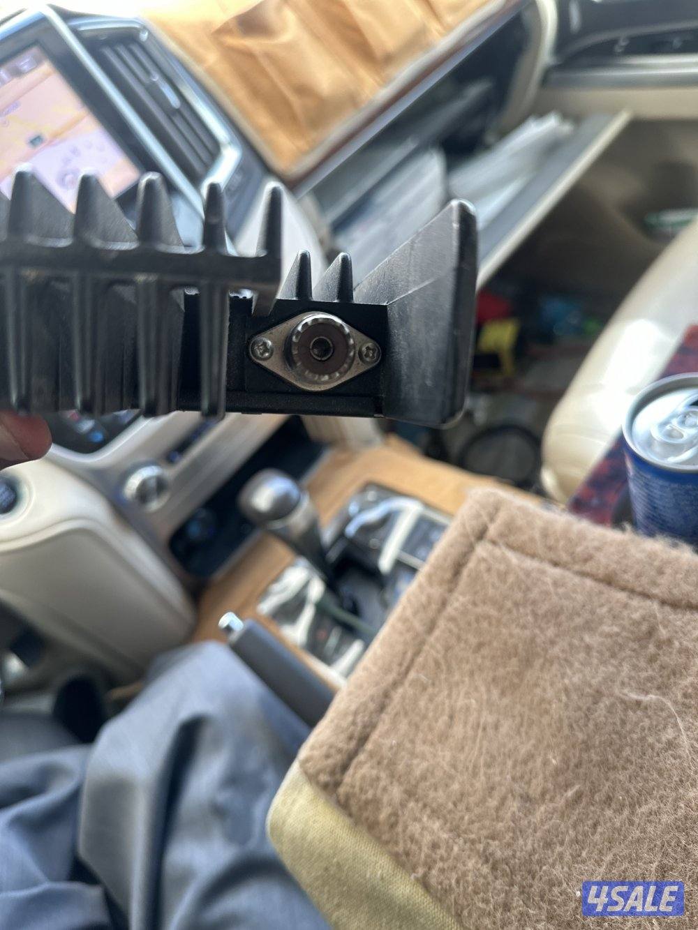 للبيع ايكوم جهاز استيشن 2100 اصلي3