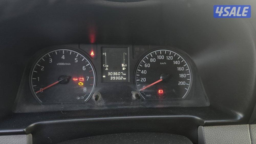 💥 باص نيسان اوفان مقفل2