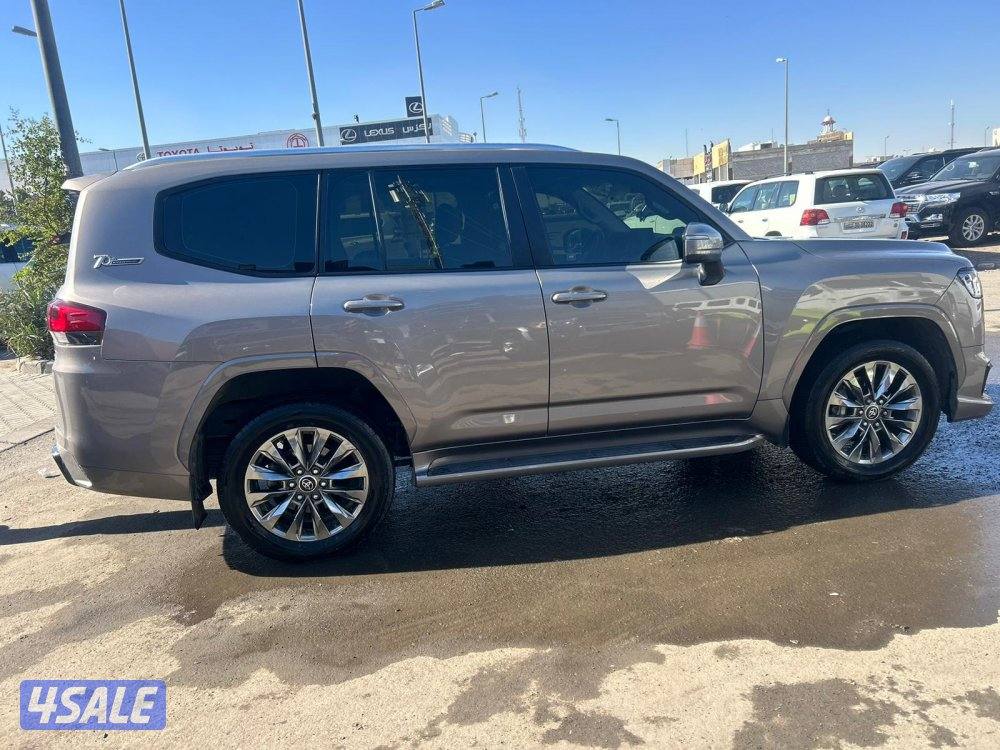 تويوتا لاند كروزر GX.R AEROs  twin turbo.V6 موديل 20223