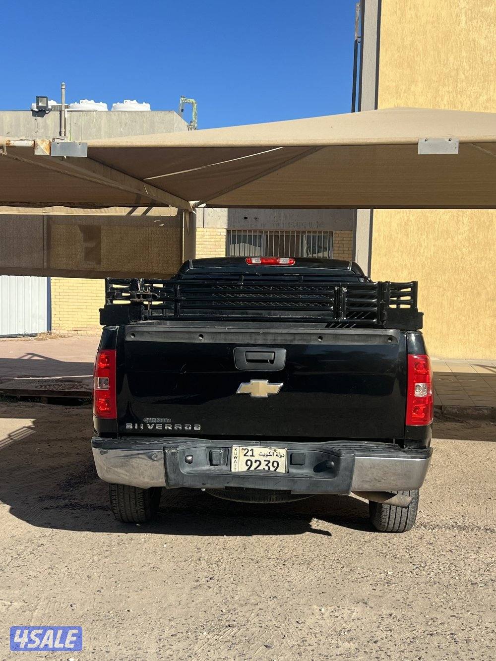 وانيت بدون دبل تواير جديده والسيارة نظيفه جداً واستعمال ممتاز غمارة ونص2