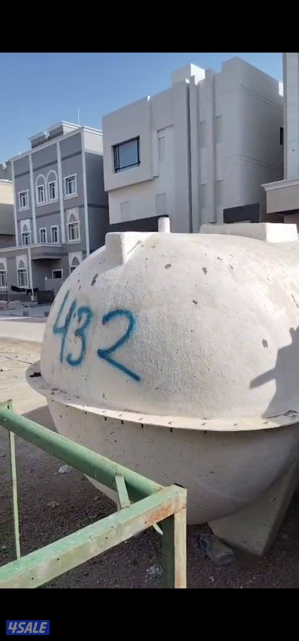 للبيع ٣ توانكي مع ستاند1