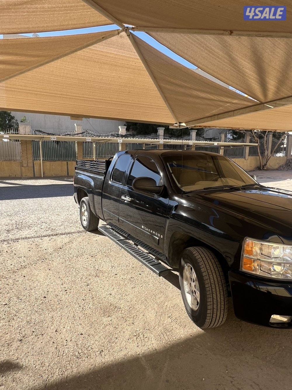 وانيت بدون دبل تواير جديده والسيارة نظيفه جداً واستعمال ممتاز غمارة ونص6