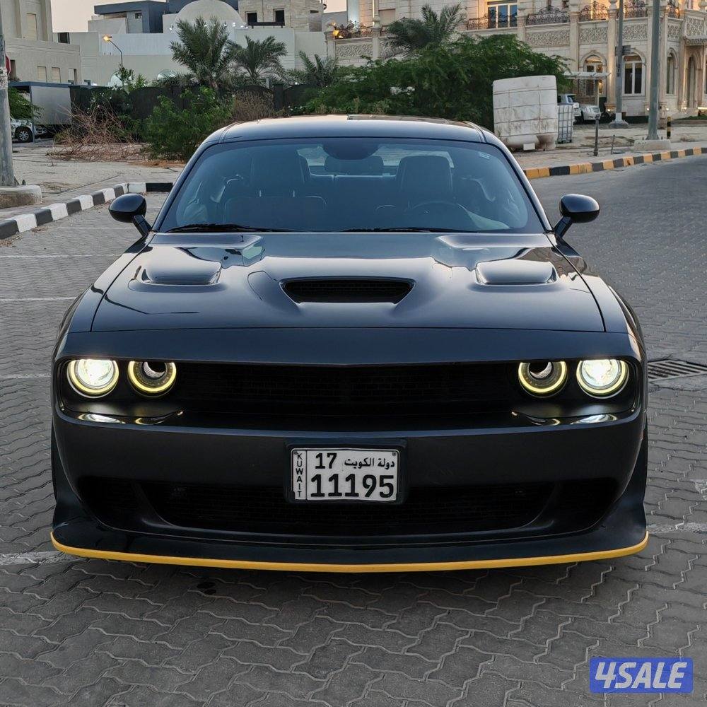 dodge challenger widebody scatpack 20200