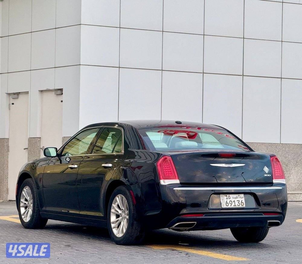 كرايزلر C300 V62