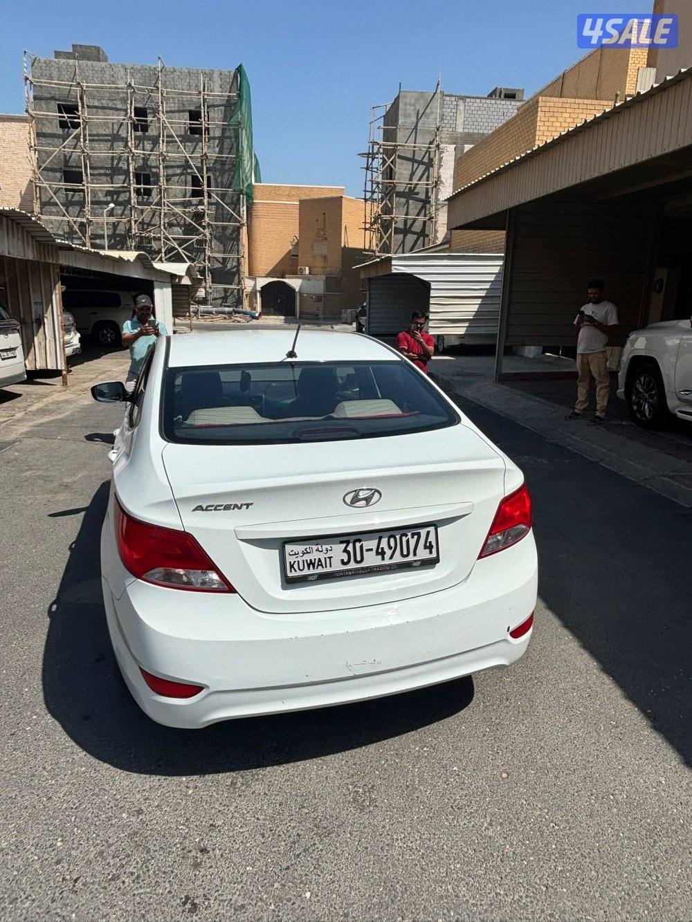 للبيع هيونداي اكسنت 2015 نظيفة2