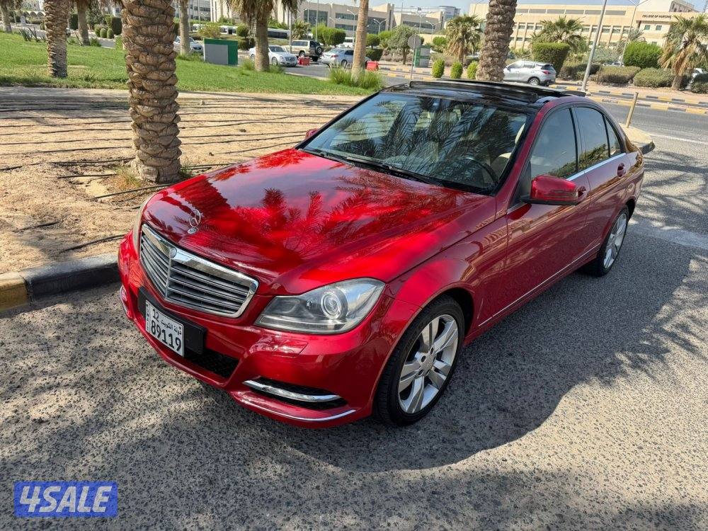 مرسيدس C200 مديل 2014 بحالة نظيفه جدا شرط الفحص0
