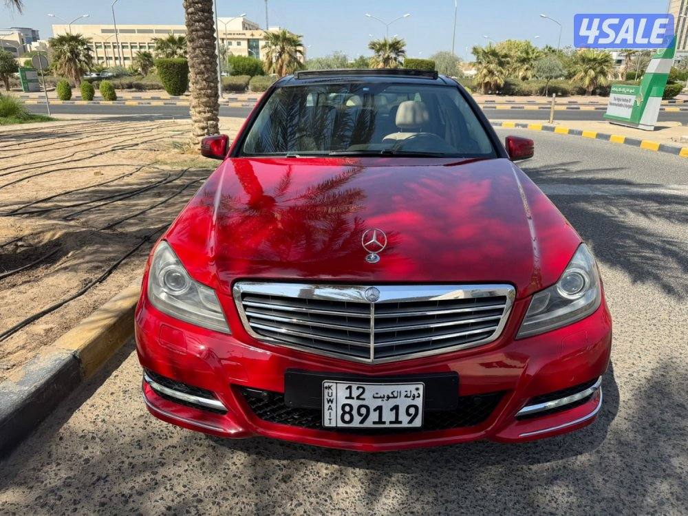 مرسيدس C200 مديل 2014 بحالة نظيفه جدا شرط الفحص1