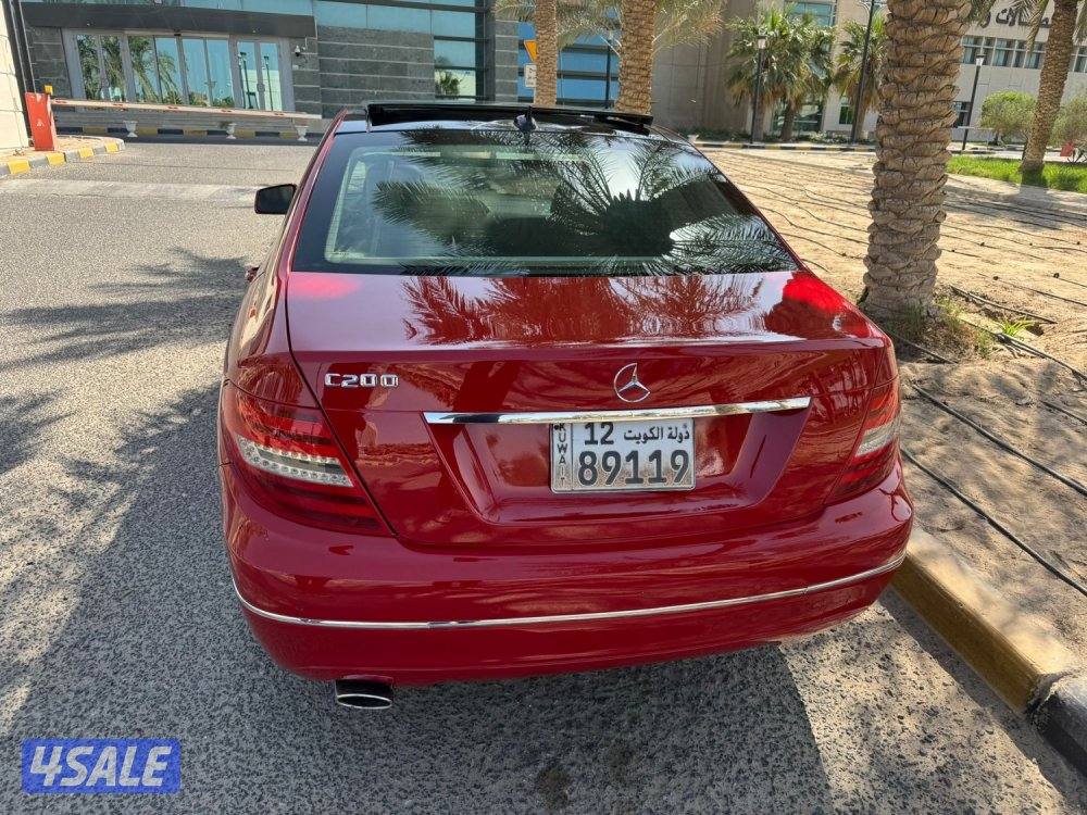 مرسيدس C200 مديل 2014 بحالة نظيفه جدا شرط الفحص4