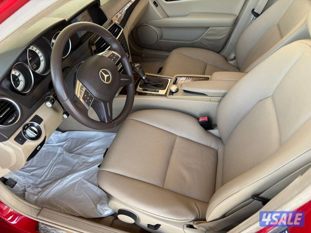 مرسيدس C200 مديل 2014 بحالة نظيفه جدا شرط الفحص6