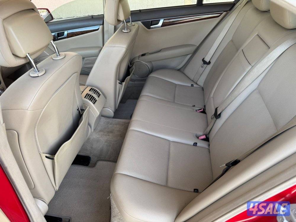 مرسيدس C200 مديل 2014 بحالة نظيفه جدا شرط الفحص10