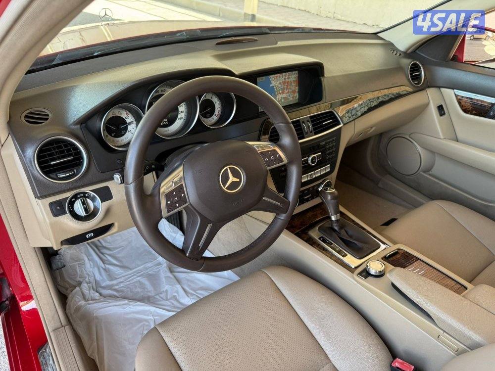 مرسيدس C200 مديل 2014 بحالة نظيفه جدا شرط الفحص15