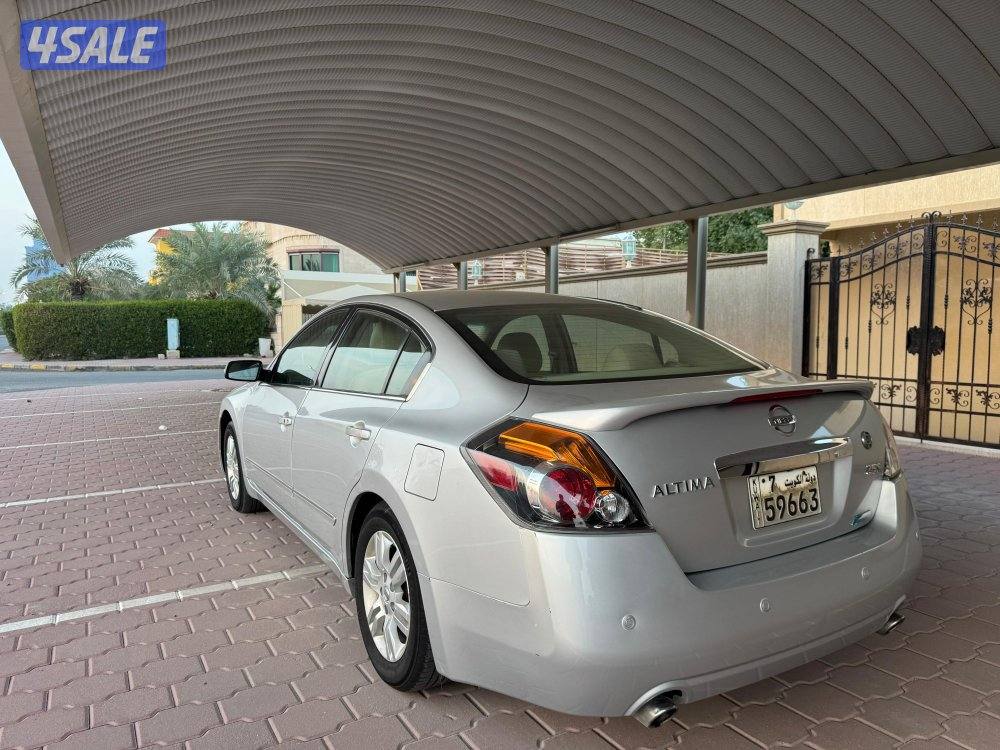 التيما 2012 كامل المواصفات بحالة ممتازة9