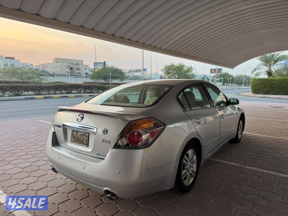 التيما 2012 كامل المواصفات بحالة ممتازة10