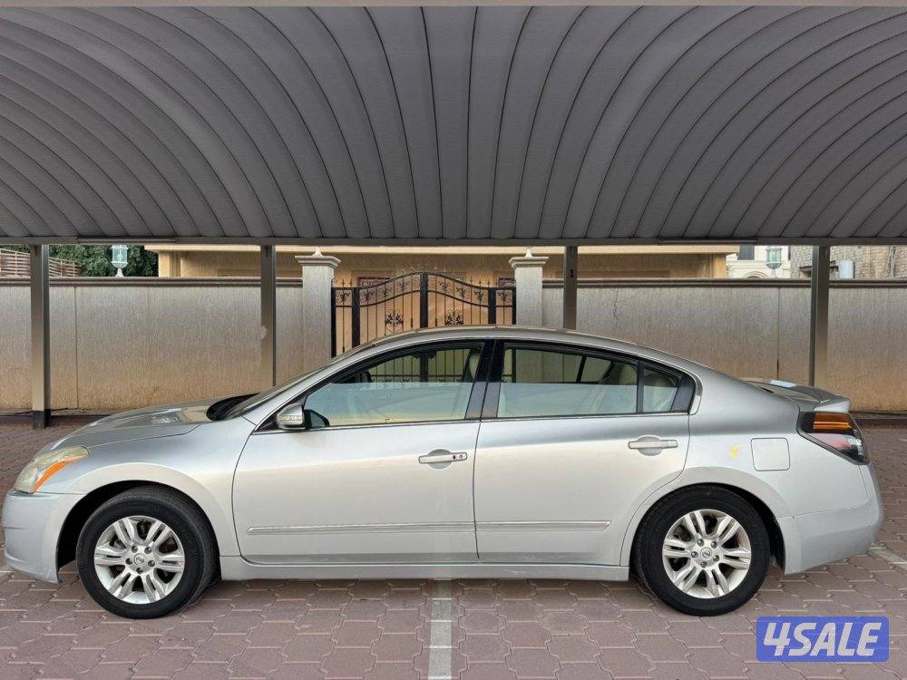 التيما 2012 كامل المواصفات بحالة ممتازة4