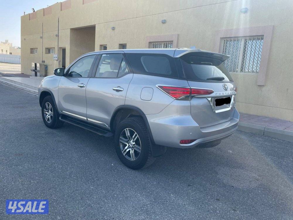 Toyota Fortuner-20238