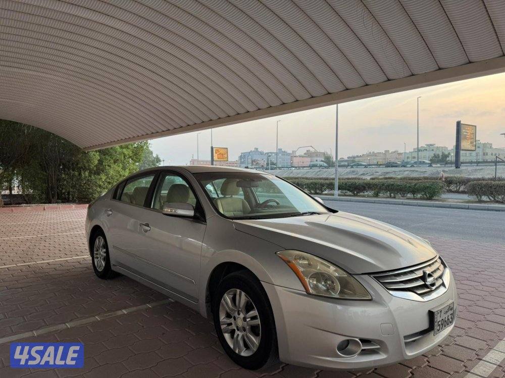 التيما 2012 كامل المواصفات بحالة ممتازة8