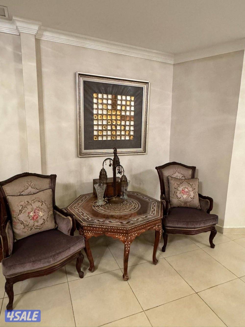 مقاعد جانبية0