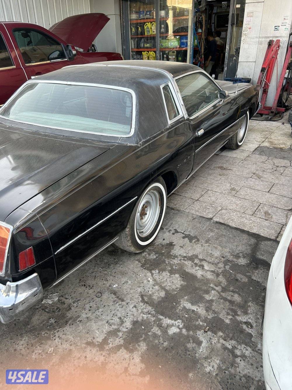 كرايزلر ٣٠٠1