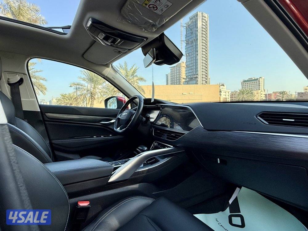 جيلي توجيلا 2023 بحالة ممتازة ماشي21  الف7