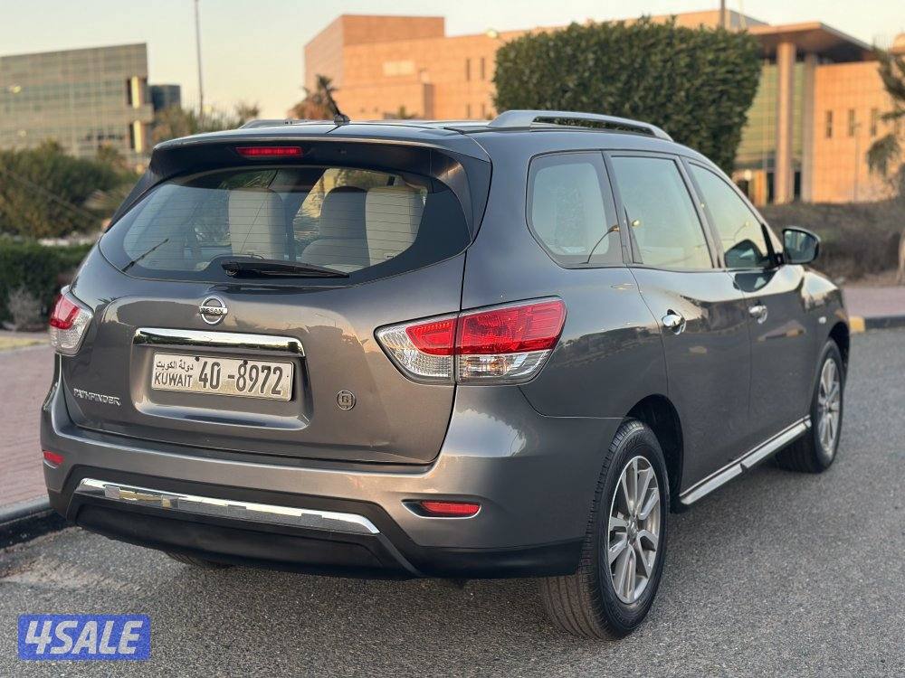 للبيع NISSAN PATHFINDER موديل 2015 وارد البابطين ماشي 1015