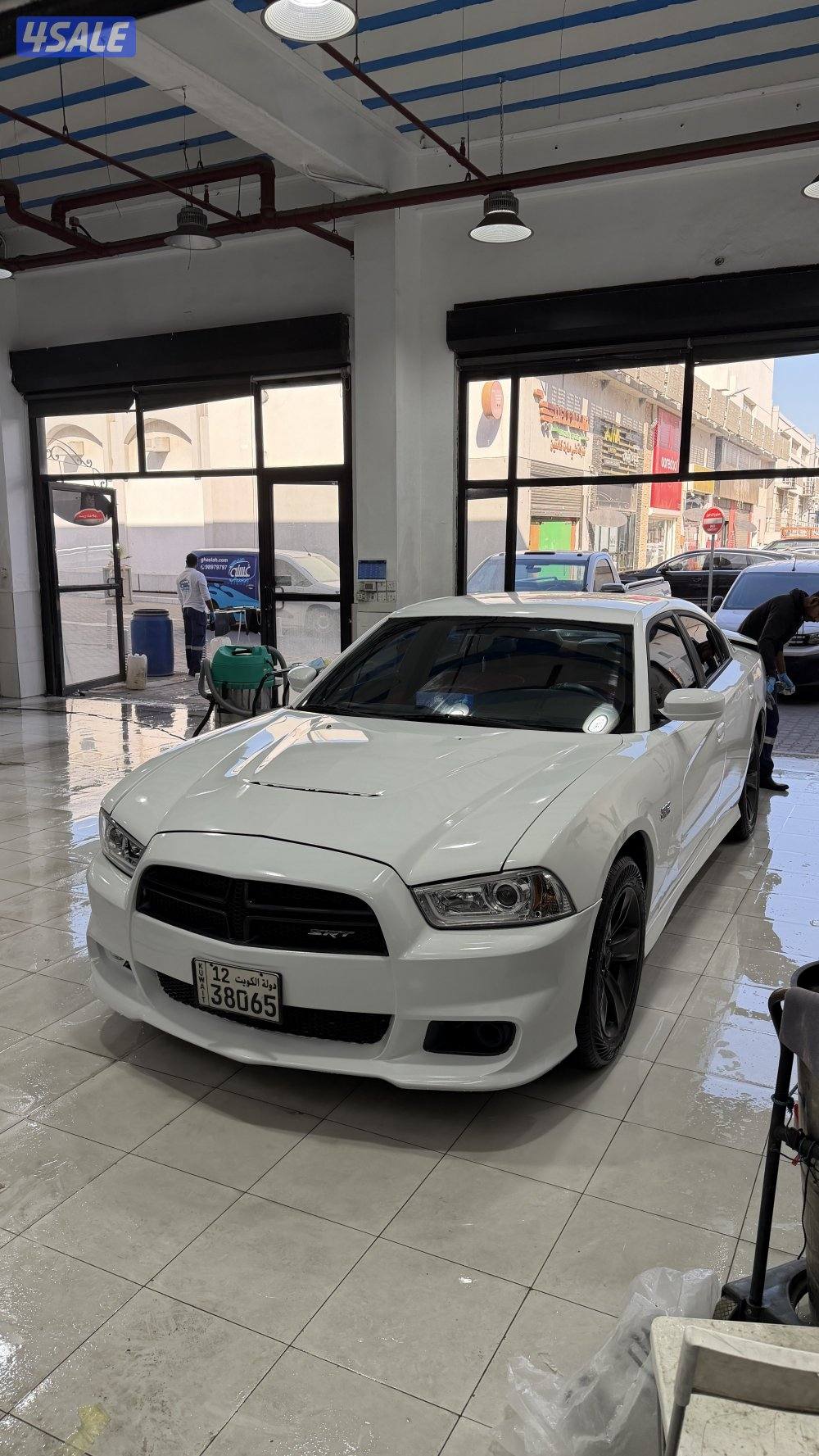 للبيع دوج 8 سلندر3