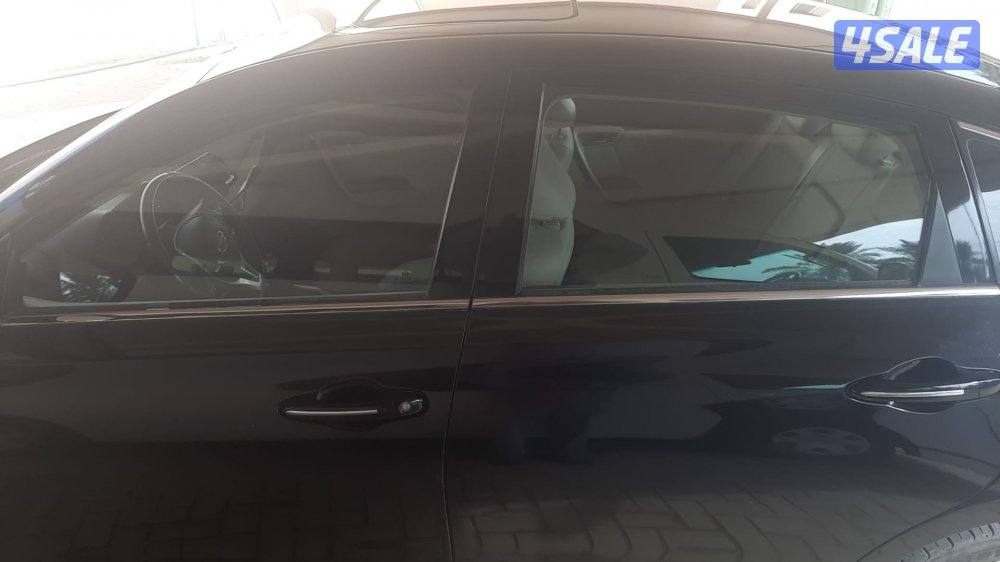 سيارة نظيفة جدا2