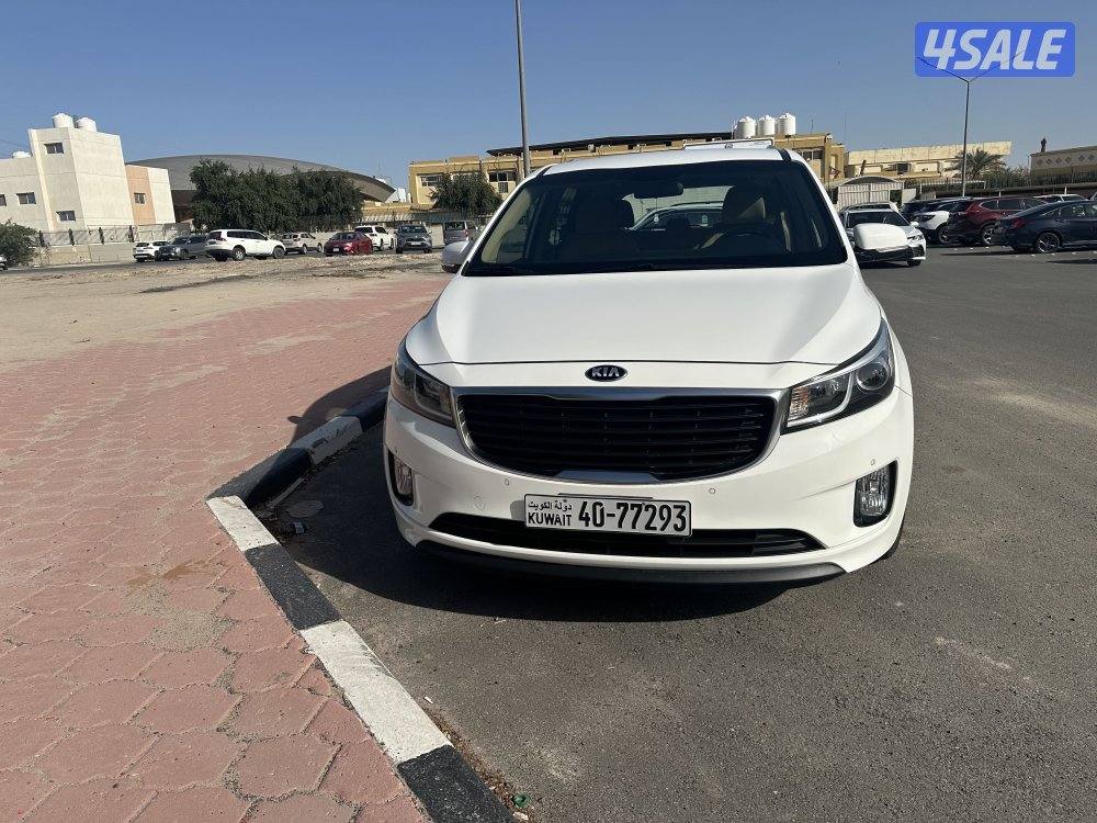 للبيع كيا كرنفال سيرفس ١٥٠ ألف صبغ وكاله5