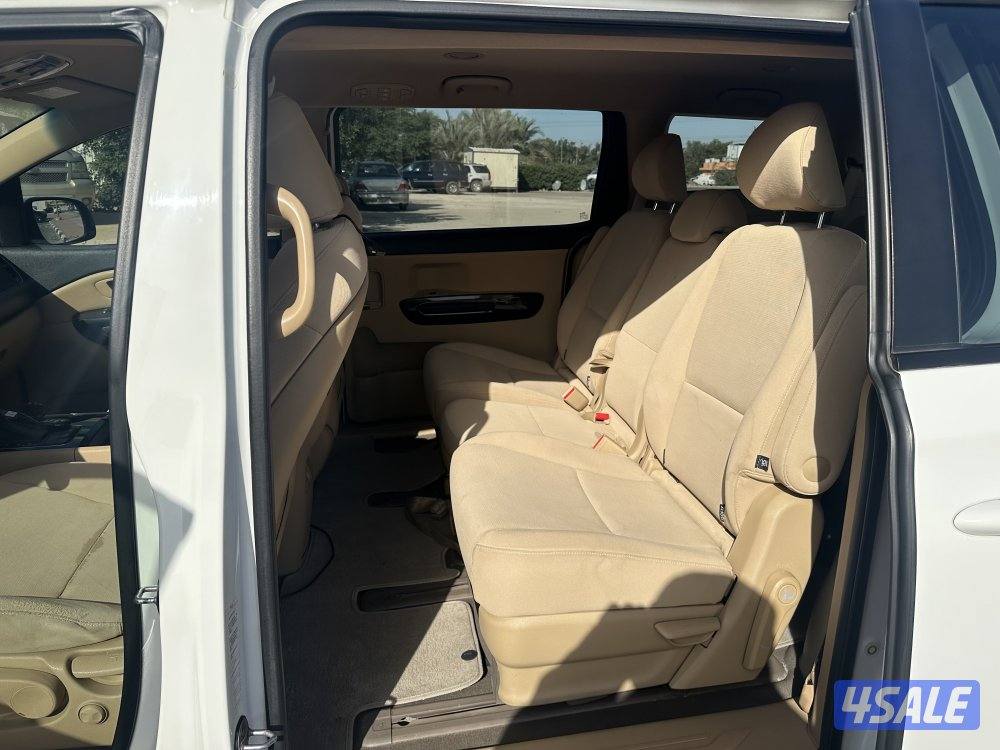 للبيع كيا كرنفال سيرفس ١٥٠ ألف صبغ وكاله7