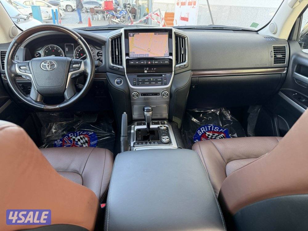 لاند كروزر VX.R 5.7 قراند تورنق موديل 2021 عداد 99 الف ساير صبغ وكاله9